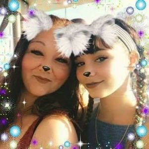 Meet your Posher, Adrianne